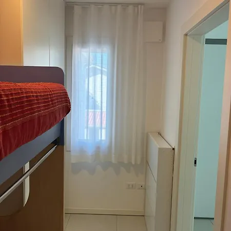 Appartement Via Equilio 22 *